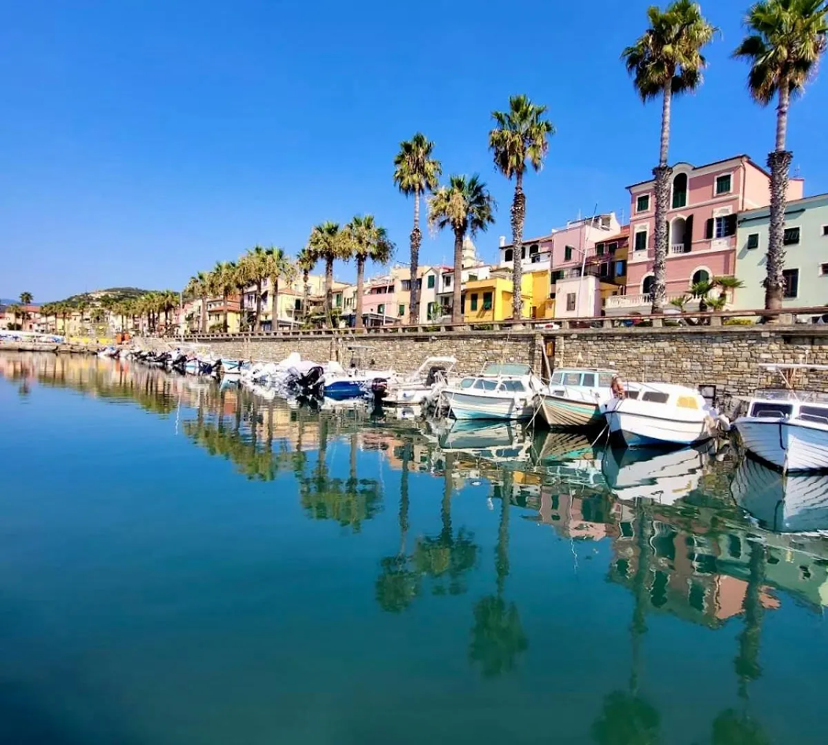 Nonna Sere Home Riva Ligure 0*,  Italia